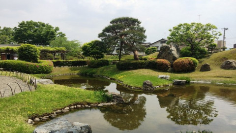蜂蜜浏览器_001meLOFgy6SBrMSVTq80&690.jpg